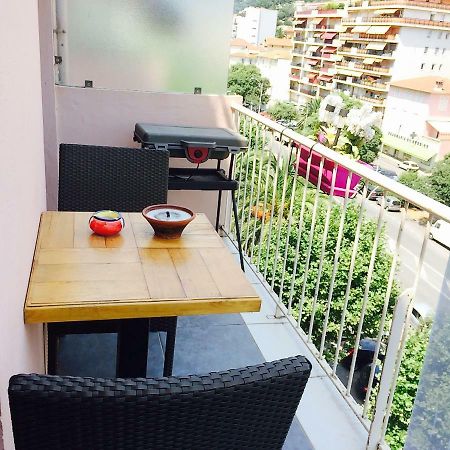 Chambre Dans Guest House Borrigo Μεντόν Εξωτερικό φωτογραφία