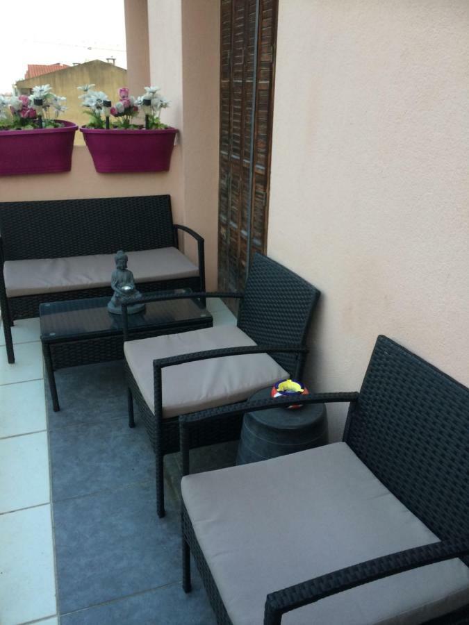 Chambre Dans Guest House Borrigo Μεντόν Εξωτερικό φωτογραφία